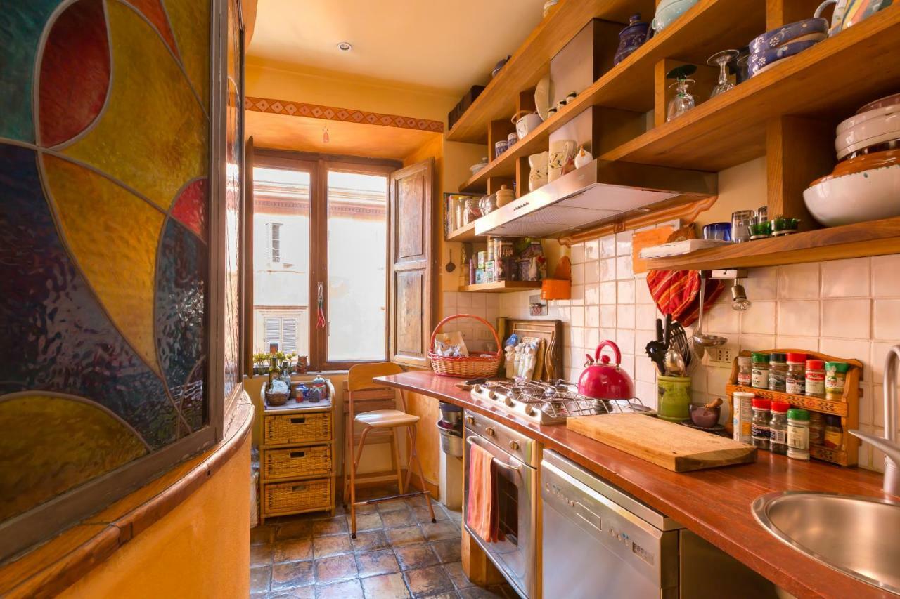 Charming Colosseum Apartment Rom